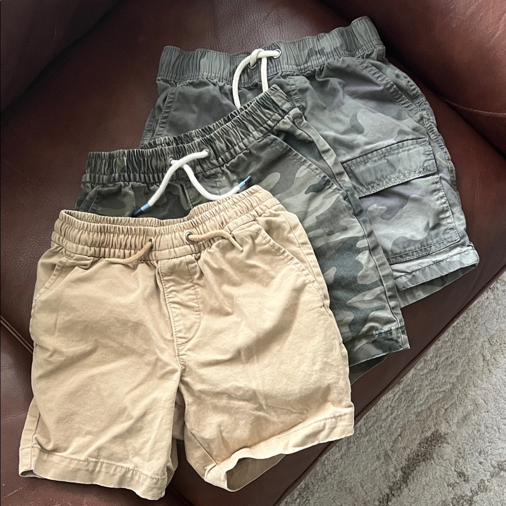 GAP Kids Elastic-Waist Shorts - Beige & Green Camo